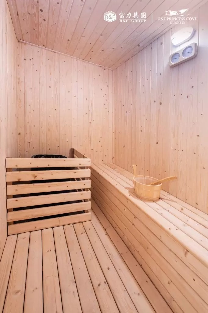 imgi_32_RF-P2_0105-copy-682x1024